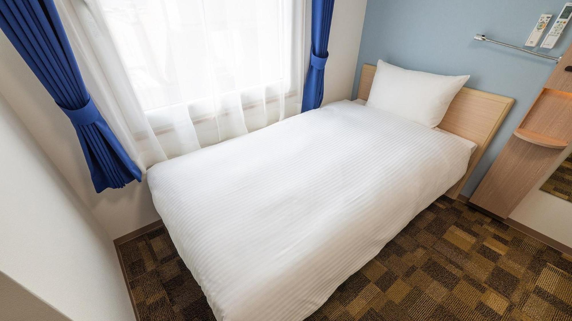Toyoko Inn Chigasaki Shiyakusho Номер фото